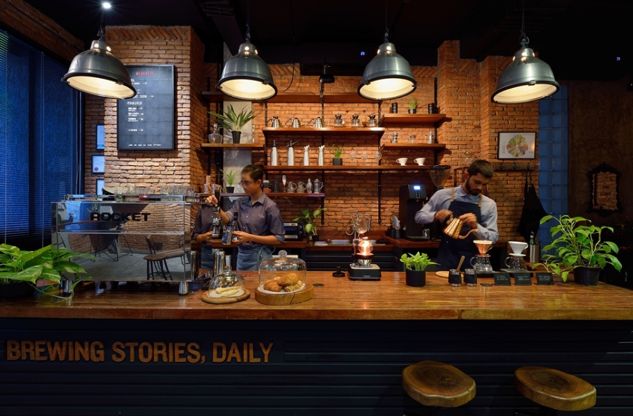 A-local-Coffee-Shop-in-Male