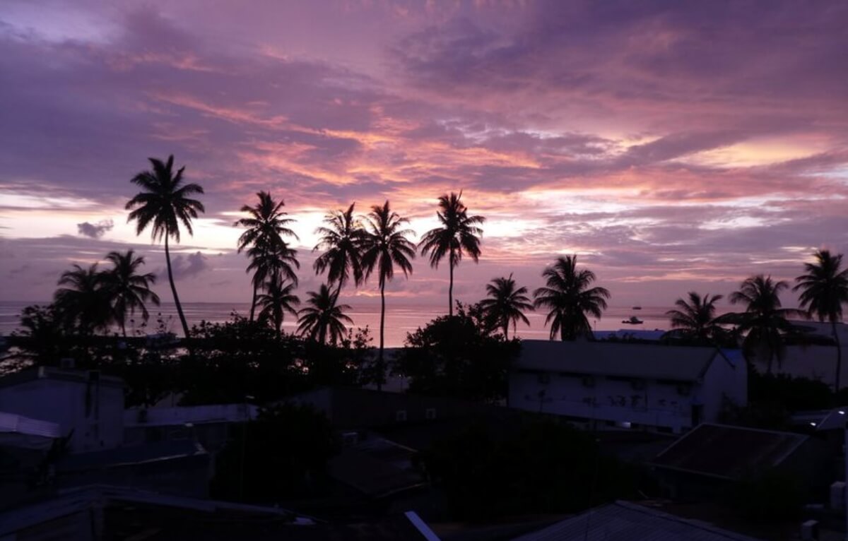 violet-sunset-on-Maldives